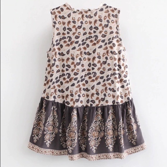 Delirium Sleeveless BLOUSE Top NEW - Picture 5 of 6